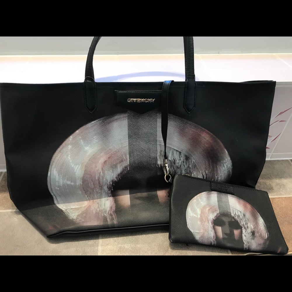 Large purse
